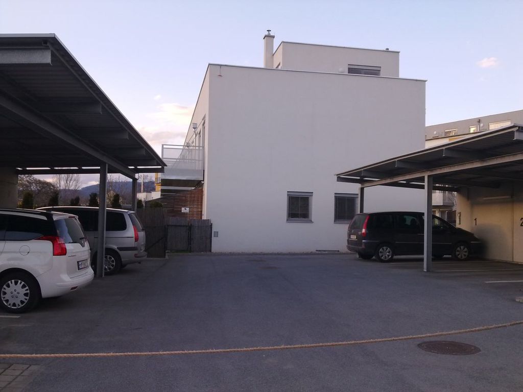 Datei:Uferw-2013.jpg
