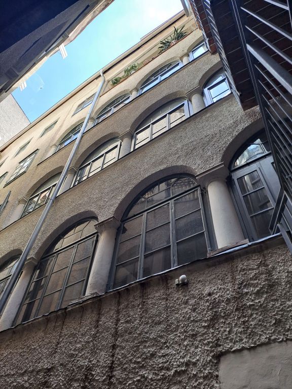 Datei:Hauptplatz 12, Arkaden.jpg