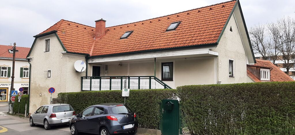 Datei:Waltendorfer Hauptstraße 24, Westansicht.jpg