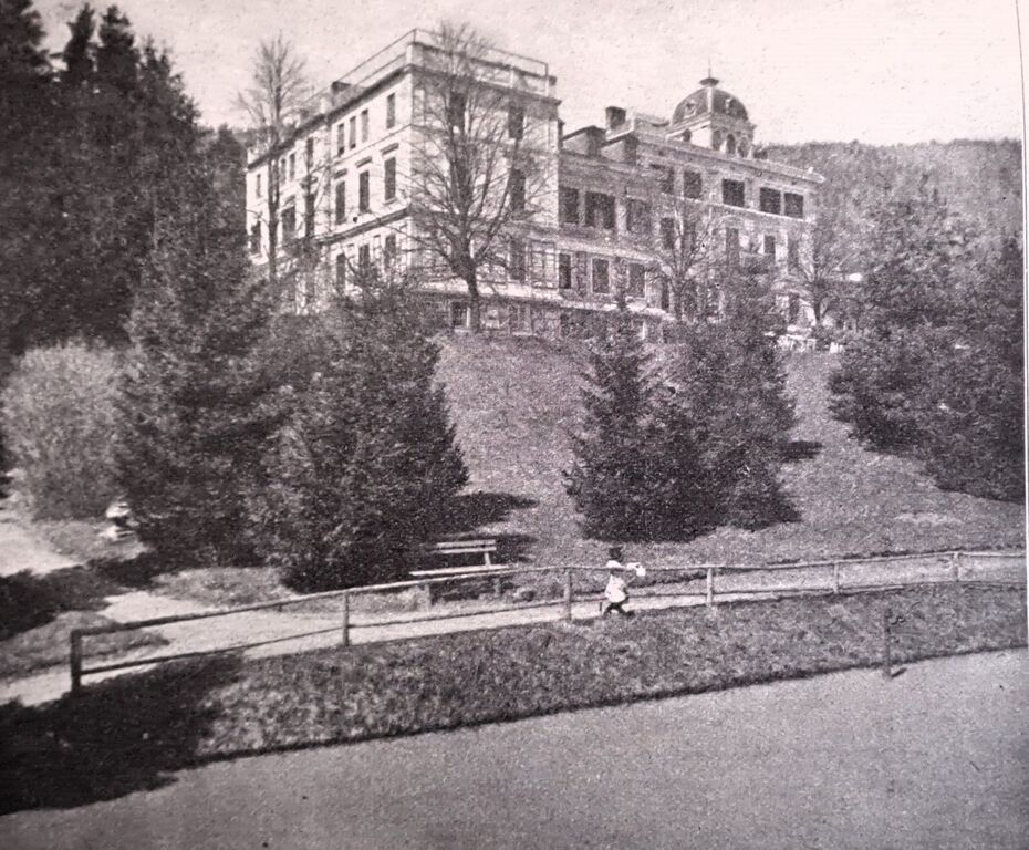 Datei:Kurhaus Eggenberg, 1920.jpg