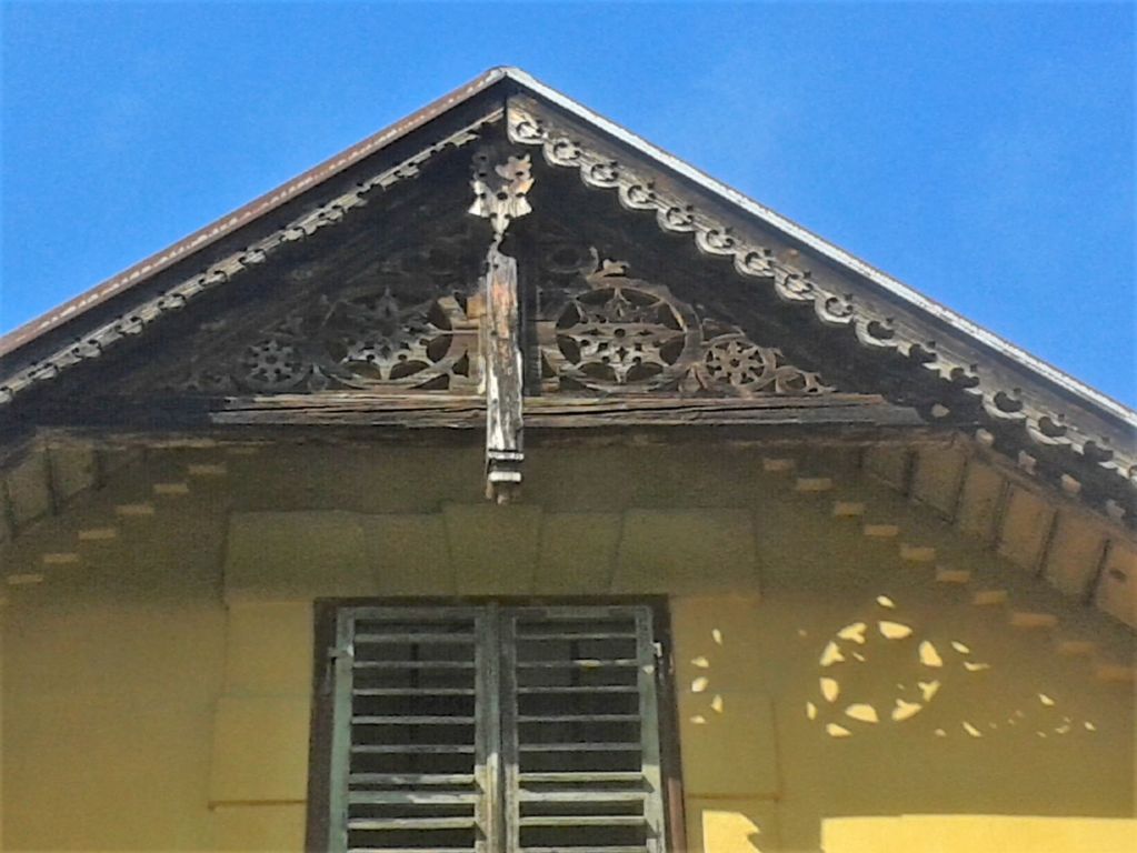 Datei:Gaisbergweg 6, Giebel.jpg