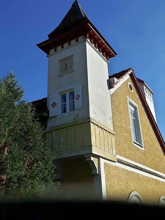 Datei:Ragnitzstrasse132 turm.jpg