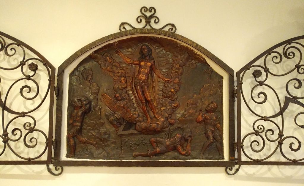 Datei:Graz liebiggasse 2 relief.jpg